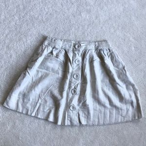 ❤️ Cream shimmery skirt with buttons